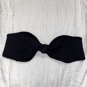 Black, ribbed, strapless Aerie bikini top.